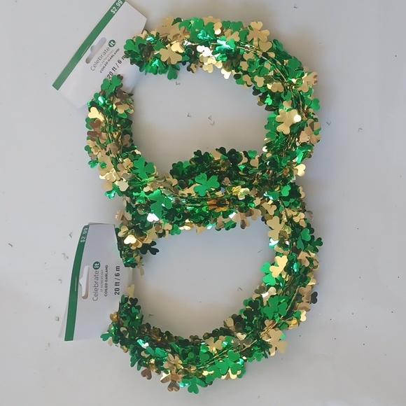 St. Patrick's Day Decor Bundle - Picture 2 of 5